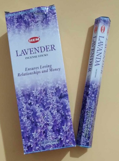 FÜSTÖLŐ PÁLCA HATSZÖG 20 SZÁLAS LAVENDER-LAVANDA HEM  NTT <  KR (B8)