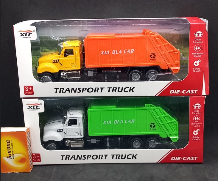 J.KUKÁS AUTÓ TRANSPORT TRUCK 18cm FÉM, DOBOZBAN V:09471 ID:20389 TX