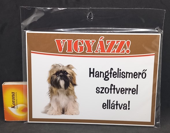 TÁBLA MŰA. FIGYELMEZTETŐ:VIGYÁZZ! HANGFELISMERŐ SZOFTVERREL... V:21129 KRR-NTT