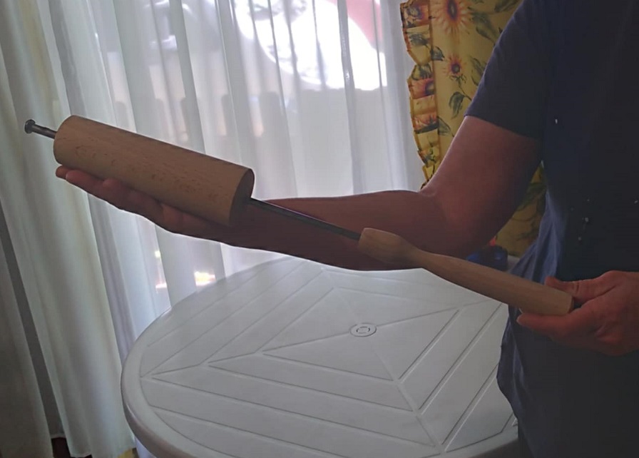 KÜRTŐSKALÁCSKÉSZITŐ 64cm RÚD V:132 10002 ITALIA
