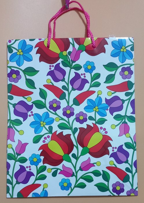 AJÁNDÉKTÁSKA  L-ES 26x32cm KALOCSAI MINTA ROBI 