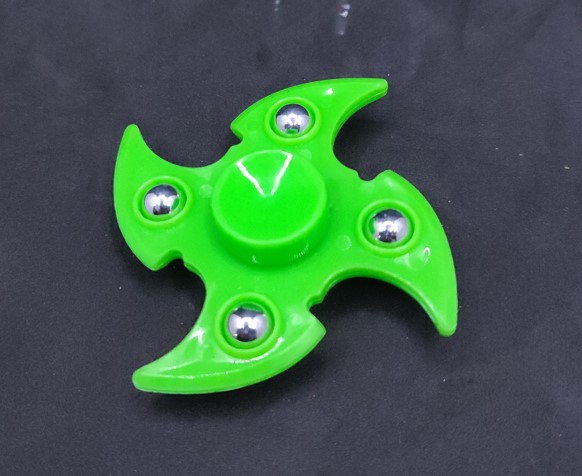 Hand spinner ujjra,zacskós(  )HENRY-SZI